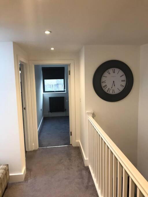 Apartmán New Town House With *Free Allocated Parking* Hove Exteriér fotografie
