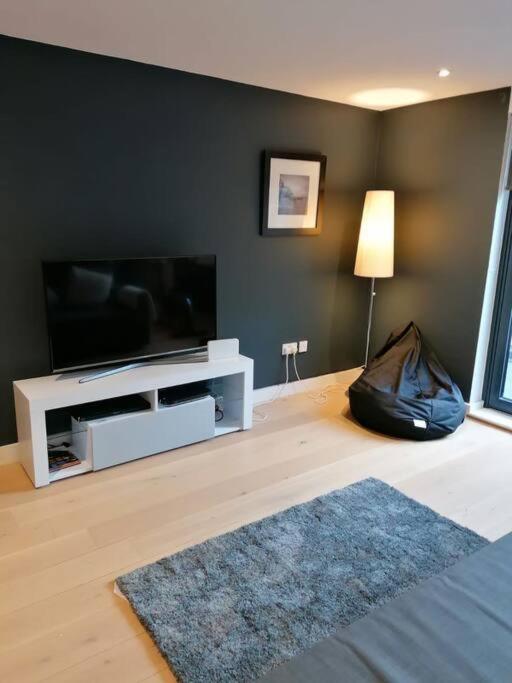 Apartmán New Town House With *Free Allocated Parking* Hove Exteriér fotografie